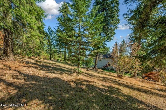 11413 N Summit Loop, Hauser, ID 83854