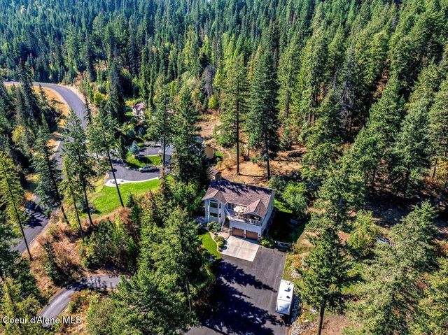 11413 N Summit Loop, Hauser, ID 83854