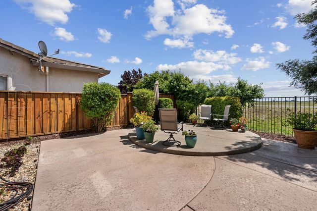 2604 Snowy Egret Way, Elk Grove, CA 95757