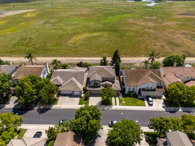 2604 Snowy Egret Way, Elk Grove, CA 95757