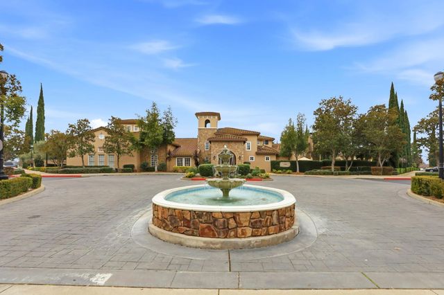 2604 Snowy Egret Way, Elk Grove, CA 95757