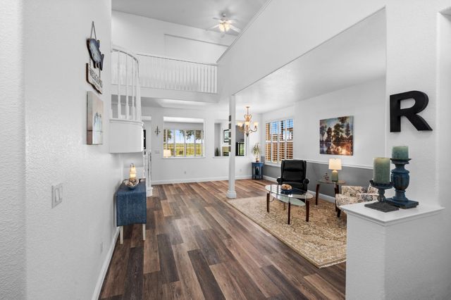2604 Snowy Egret Way, Elk Grove, CA 95757