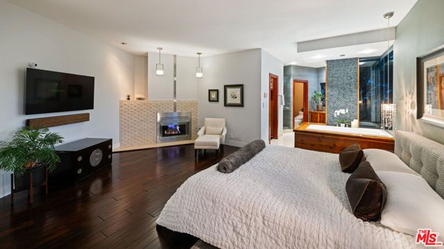 5677 Spreading Oak Drive, Los Angeles, CA 90068