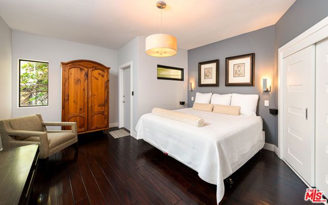 5677 Spreading Oak Drive, Los Angeles, CA 90068