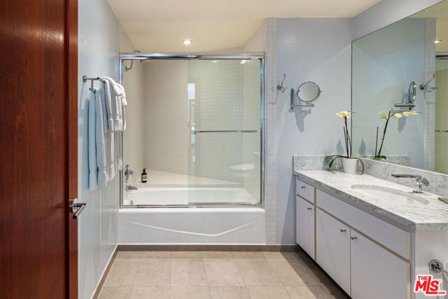 5677 Spreading Oak Drive, Los Angeles, CA 90068