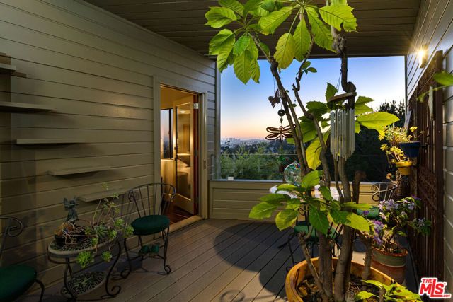 5677 Spreading Oak Drive, Los Angeles, CA 90068