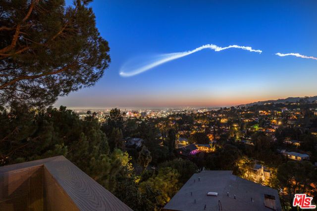 5677 Spreading Oak Drive, Los Angeles, CA 90068