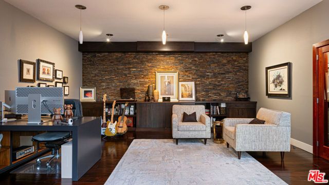 5677 Spreading Oak Drive, Los Angeles, CA 90068