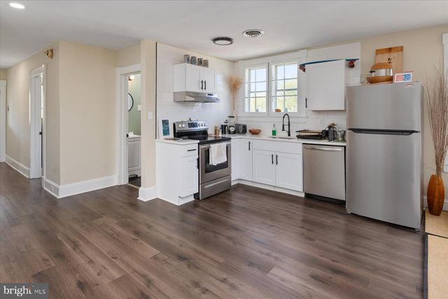 104 MAPLE AVE, Chestertown, MD 21620
