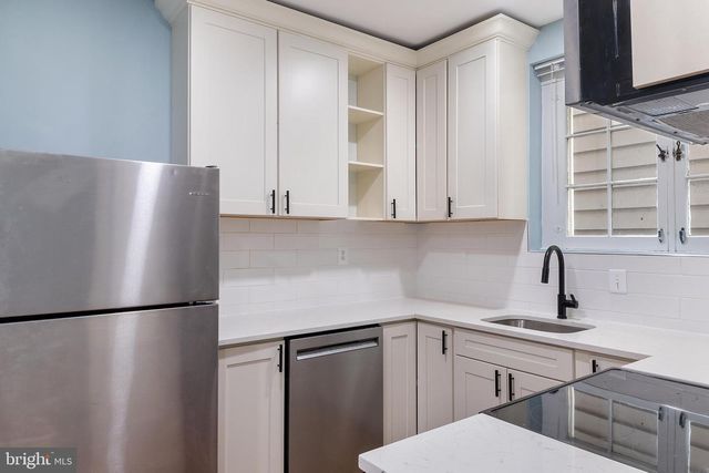 104 MAPLE AVE, Chestertown, MD 21620
