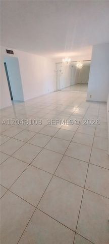 200 NE 12th Ave 3E, Hallandale Beach, FL 33009