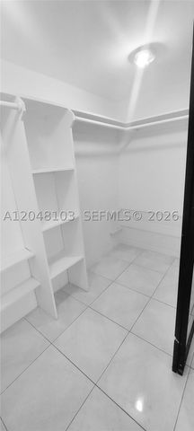 200 NE 12th Ave 3E, Hallandale Beach, FL 33009