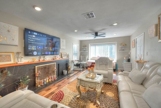2803 Ladera Road, San Bernardino, CA 92405