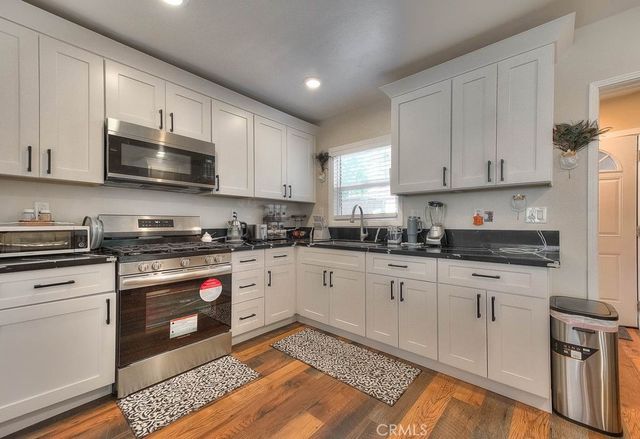 2803 Ladera Road, San Bernardino, CA 92405