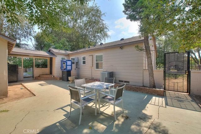 2803 Ladera Road, San Bernardino, CA 92405