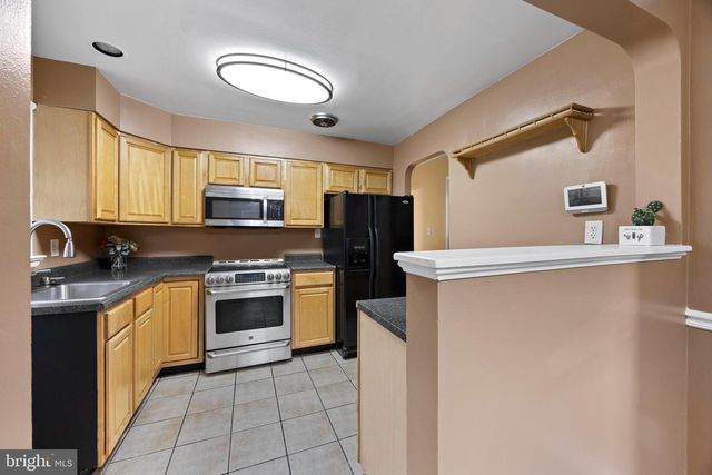 7212 BELTZ DR, District Heights, MD 20747