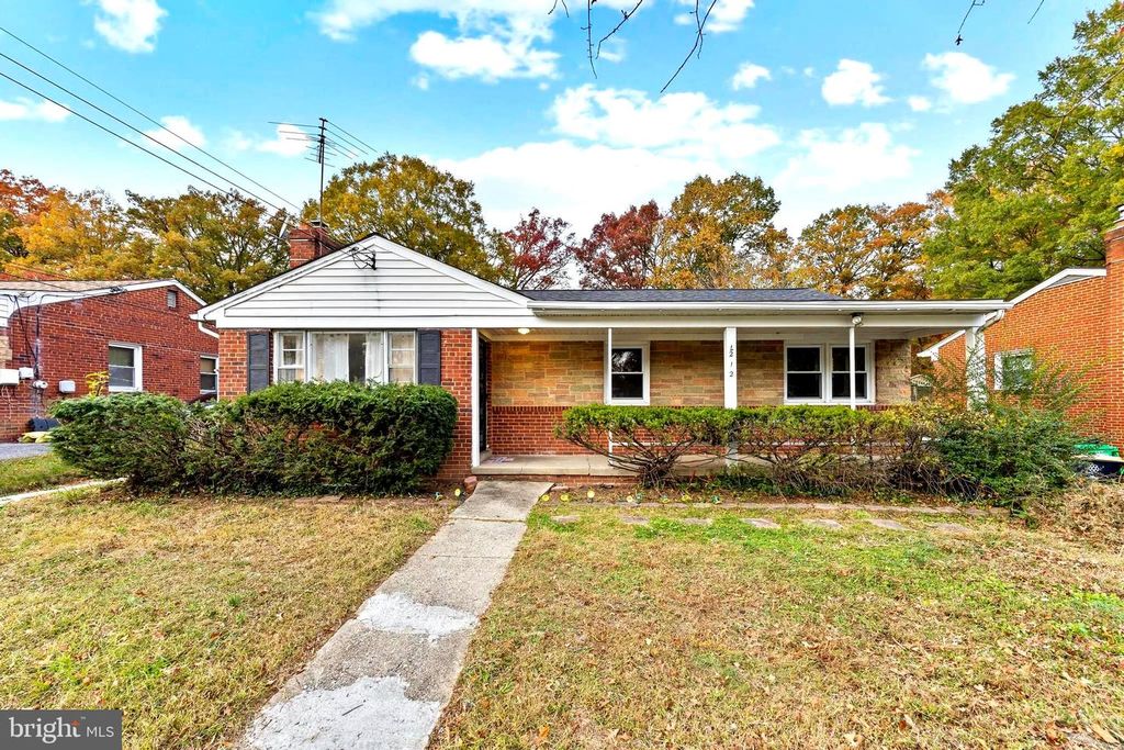 7212 BELTZ DR, District Heights, MD 20747