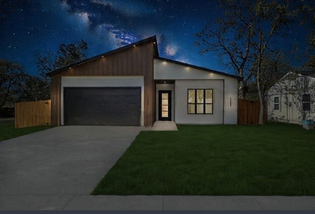 726 Pangburn, Grand Prairie, TX 75051