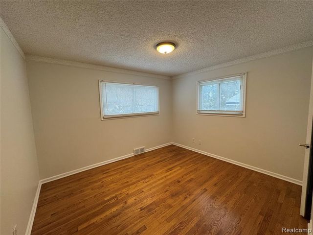 28455 Rush Street, Garden City, MI 48135