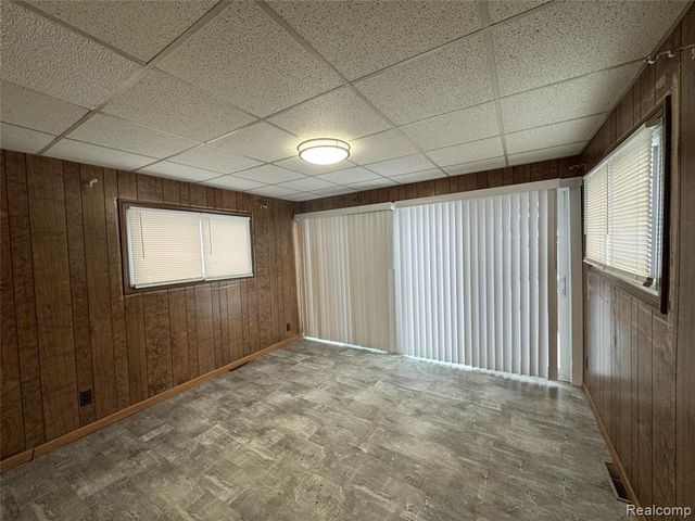 28455 Rush Street, Garden City, MI 48135