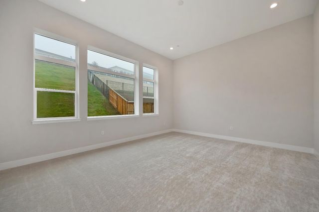 1047 Lassen Peak Dr, El Dorado Hills, CA 95762