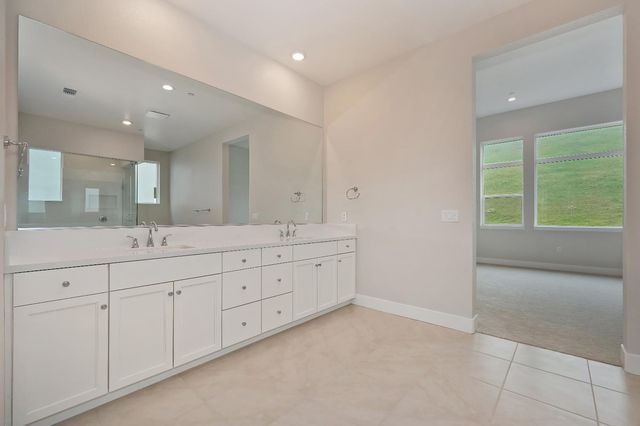 1047 Lassen Peak Dr, El Dorado Hills, CA 95762