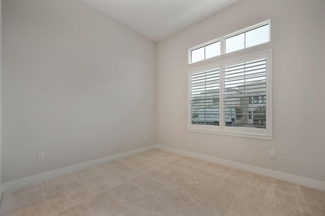 1047 Lassen Peak Dr, El Dorado Hills, CA 95762