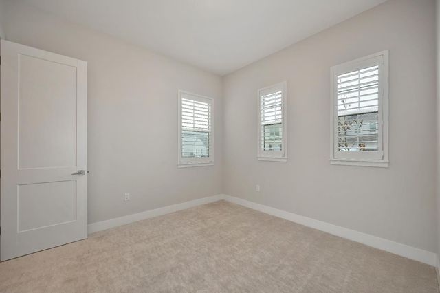 1047 Lassen Peak Dr, El Dorado Hills, CA 95762