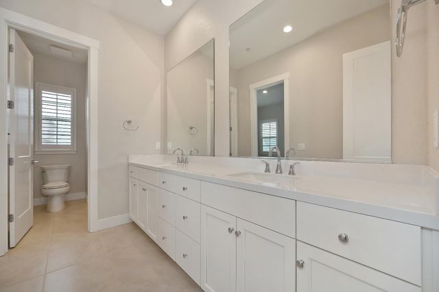 1047 Lassen Peak Dr, El Dorado Hills, CA 95762