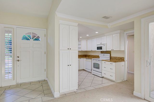 2 Via Castilla E, Laguna Woods, CA 92637