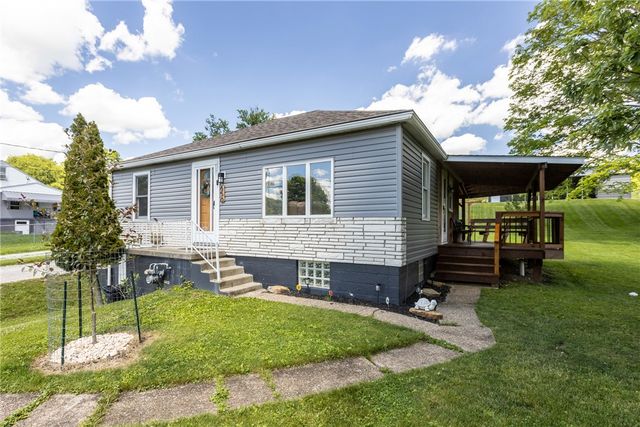 650 Mcclane Farm Rd, Chartiers, PA 15301