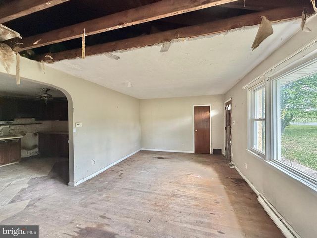 684 ROUTE 40, Elmer, NJ 08318