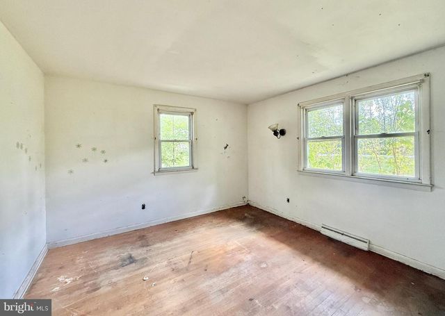 684 ROUTE 40, Elmer, NJ 08318