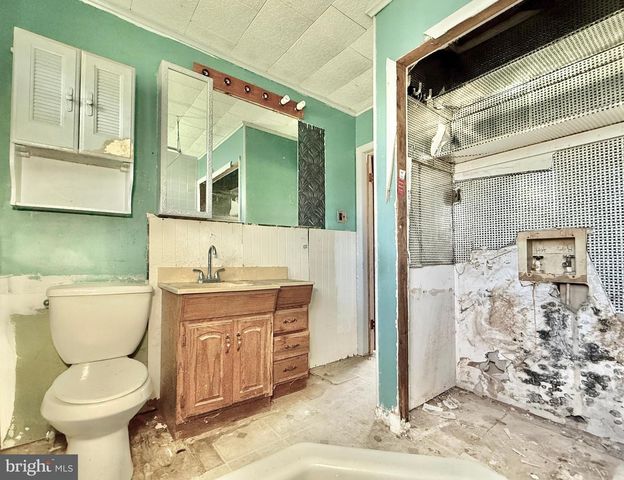 684 ROUTE 40, Elmer, NJ 08318