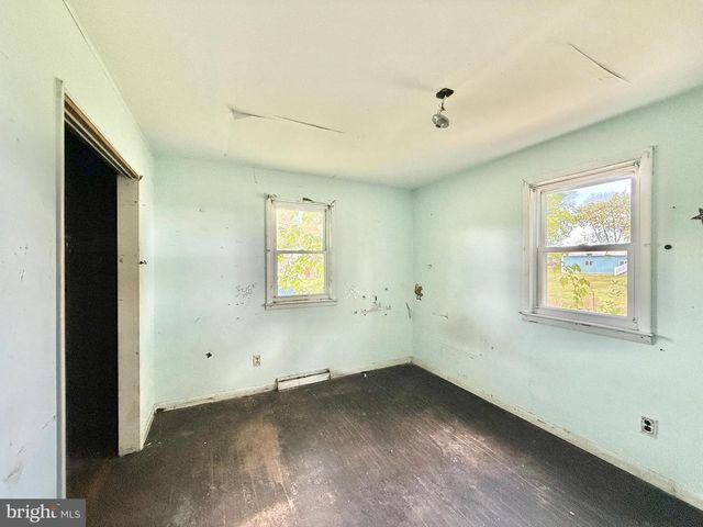 684 ROUTE 40, Elmer, NJ 08318