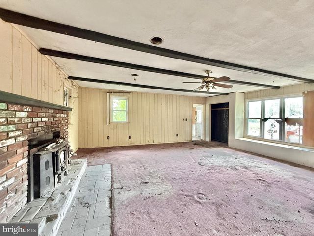 684 ROUTE 40, Elmer, NJ 08318