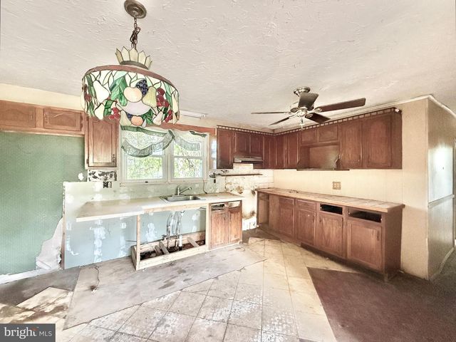 684 ROUTE 40, Elmer, NJ 08318
