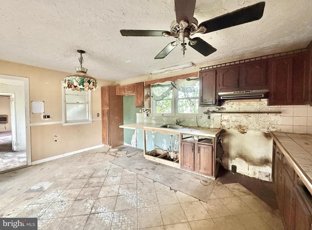 684 ROUTE 40, Elmer, NJ 08318