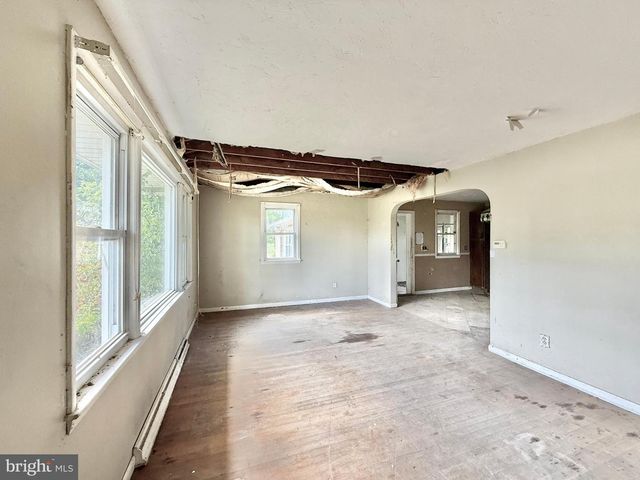 684 ROUTE 40, Elmer, NJ 08318