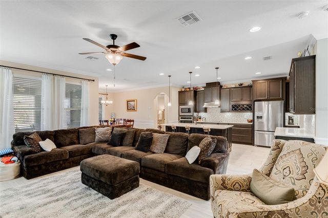 9827 BEACH PORT DRIVE, Winter Garden, FL 34787