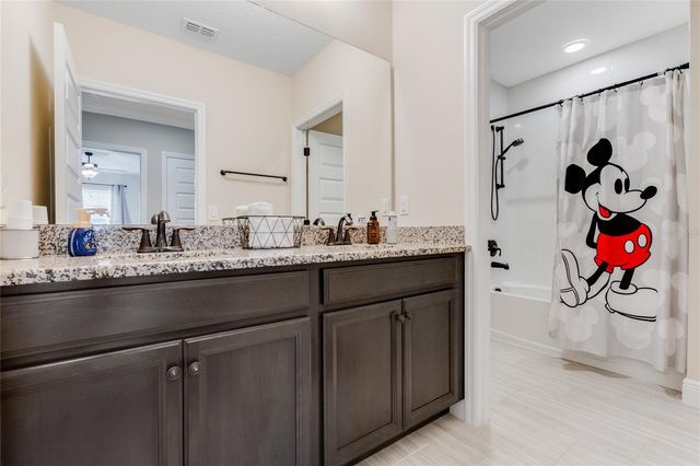 9827 BEACH PORT DRIVE, Winter Garden, FL 34787