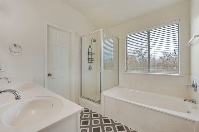 15203 Faircrest Drive, College Station, TX 77845