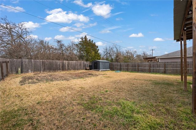 15203 Faircrest Drive, College Station, TX 77845