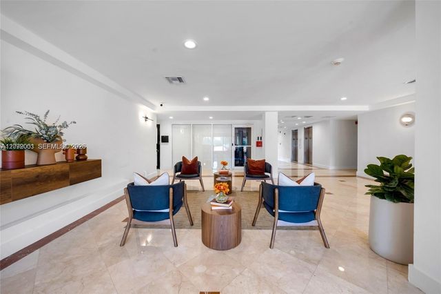 1455 N Treasure Drive 7J, North Bay Village, FL 33141