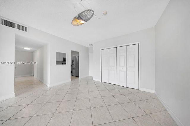 1455 N Treasure Drive 7J, North Bay Village, FL 33141