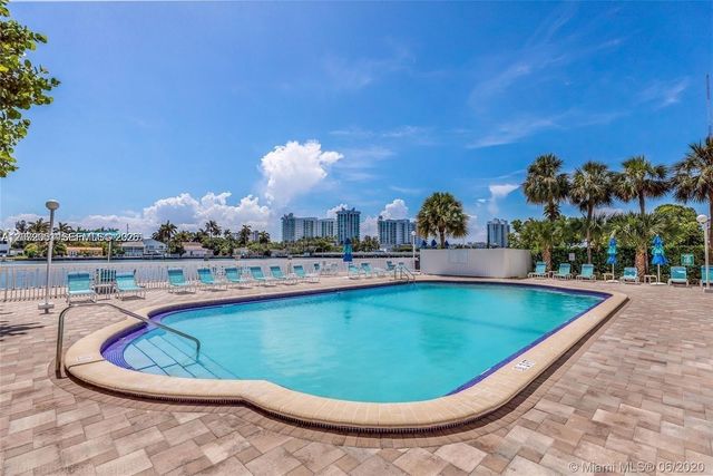 1455 N Treasure Drive 7J, North Bay Village, FL 33141