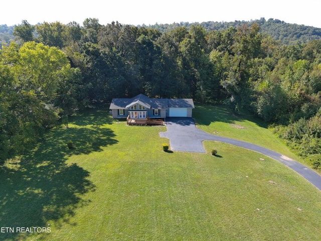 1723 Roane State Highway, Harriman, TN 37748