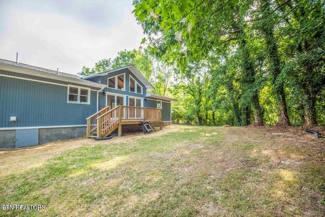 1723 Roane State Highway, Harriman, TN 37748