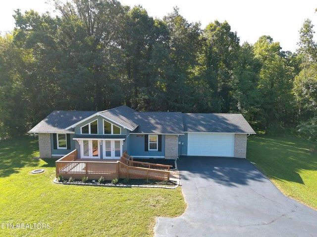 1723 Roane State Highway, Harriman, TN 37748