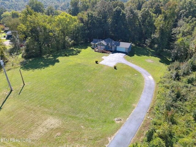 1723 Roane State Highway, Harriman, TN 37748